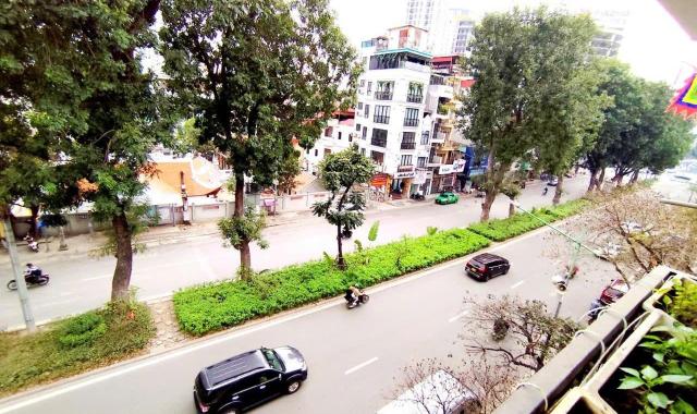 NHÃ KIM MÃ MẶT PHỐ, VỈA HÈ KINH DOANH SẦM UẤT.