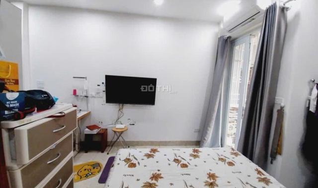 NHÃ KIM MÃ MẶT PHỐ, VỈA HÈ KINH DOANH SẦM UẤT.