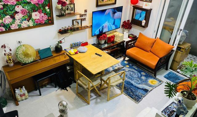 Bán nhà ngõ thông xe 3 gác phố Đại la, 12.3 Tỷ có thương lượng