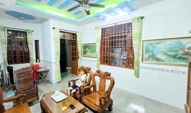 ⚠️B.ÁN 2,999 TỶ - NHÀ SẠCH ĐẸP - Tường Xây 20cm Chắc Chắn - Đường Thông Xe Hơi - Phường Tân Phong