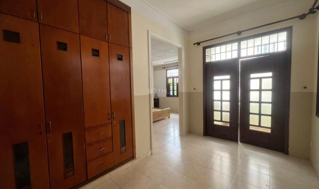 Biệt Thự khu dân cư cao cấp Nam Long, Phường Thạnh Lộc, Quận 12, HCM.