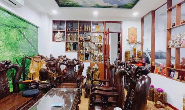 Nhà 3/2 quận 10, 100m2 nhà to rộng 6 PN 7 WC thoáng mát, phong thủy tốt