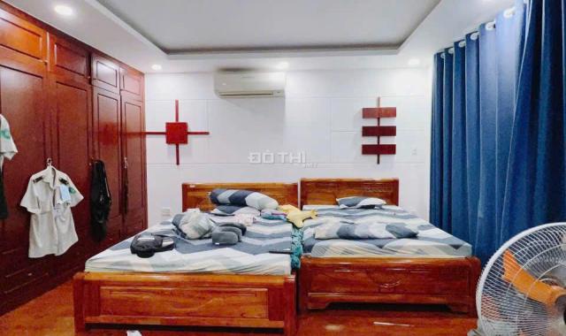 Nhà 3/2 quận 10, 100m2 nhà to rộng 6 PN 7 WC thoáng mát, phong thủy tốt