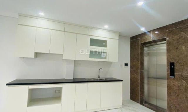 Bán nhà Vũ Xuân Thiều, 6 tầng mới tinh thang máy lung linh, 39,1m2 chỉ 8 tỷ