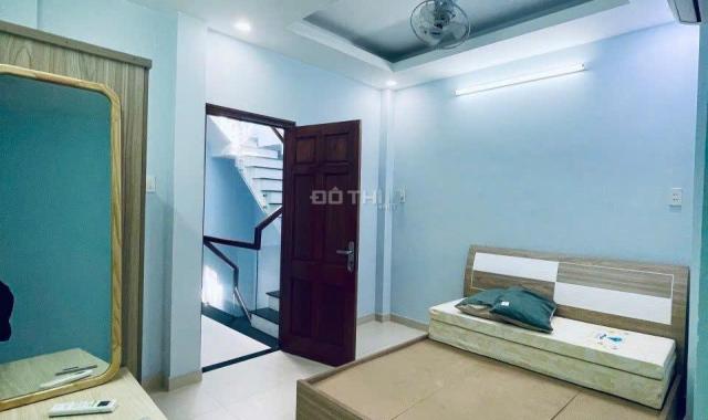 Nhà quận 10 giá rẻ HXH ngay Quốc Tự đường 3/2 4PN 4WC, cực kỳ phong thủy.