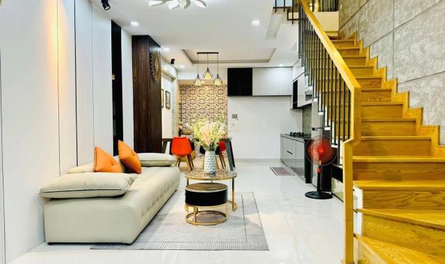 NHÀ 3 TẦNG 3 MÊ ĐẸP LUNG LINH CHỈ HƠN 3 TỶ