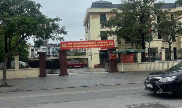 CỰC PHẨM. BÁN ĐẤT THANH AM LONG BIÊN, LÔ GÓC, Ô TÔ VÀO NGỦ, 50M2, CHỈ 7.X TỶ