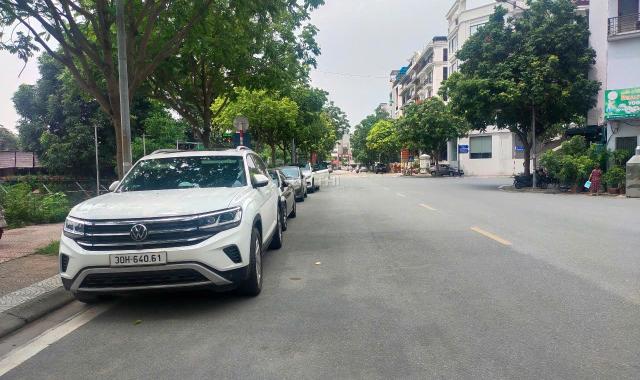SIÊU PHẨM. BÁN NHÀ LÂM HẠ LONG BIÊN, 7 TẦNG, GA RA Ô TÔ CAMRY, KINH DOANH, GIÁ HỜI