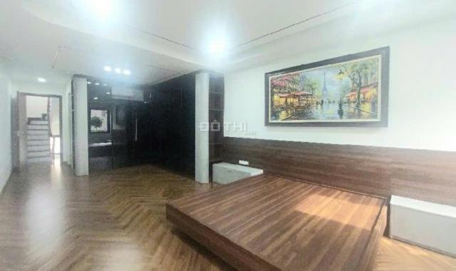 SIÊU PHẨM. BÁN NHÀ LÂM HẠ LONG BIÊN, 7 TẦNG, GA RA Ô TÔ CAMRY, KINH DOANH, GIÁ HỜI