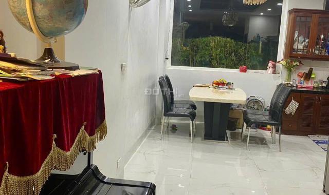 Nhà Vũ Hữu Thanh Xuân 54m2x4 tầng, gara ô tô, giá 18.5 tỷ
