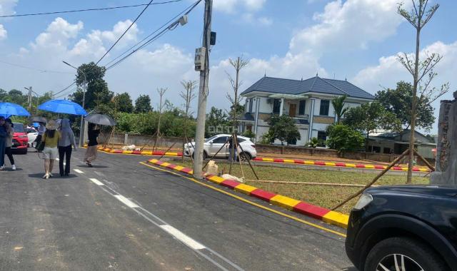 Giá 3.3 tỷ, 110m2 - Sẵn sổ đỏ, làm việc trực tiếp với chủ đất
