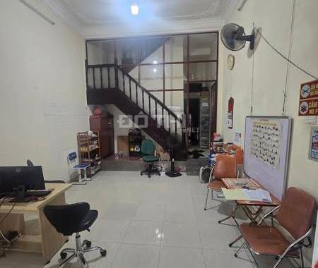 Bán nhà mặt ngõ ô tô tránh trung tâm Cầu Giấy, Hà Nội diện tích 50m2 giá 18 Tỷ