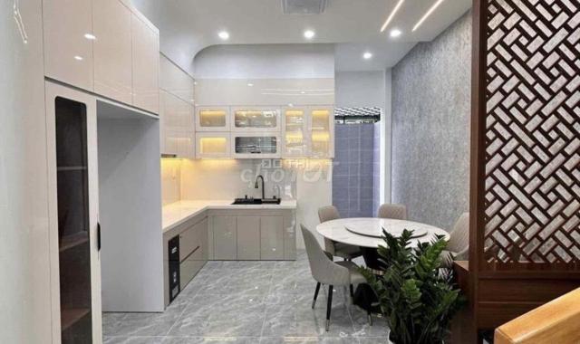 BÁN NHÀ 1 TRỆT 2 LẦU GẦN VÒNG XOAY AN PHÚ