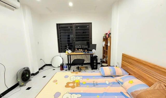 Bán nhà 32m², 5 tầng – Chỉ 10 bước ra đường Lê Đức Thọ