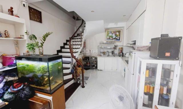 VỚI 7,9 TỶ , SỞ HỮU NGAY CHO MÌNH CĂN NHÀ SIÊU ĐẸP - 30M RA PHỐ - BA GÁC ĐỖ CỬA- LÔ GÓC