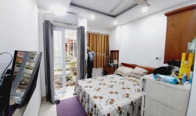 VỚI 7,9 TỶ , SỞ HỮU NGAY CHO MÌNH CĂN NHÀ SIÊU ĐẸP - 30M RA PHỐ - BA GÁC ĐỖ CỬA- LÔ GÓC