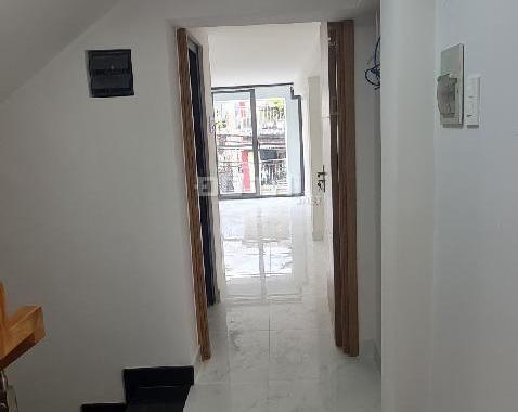 Bán nhà 4 tầng nội thất đẹp tại Lạc Long Quân Quận 11, đường xe hơi giá 9.6 Tỷ