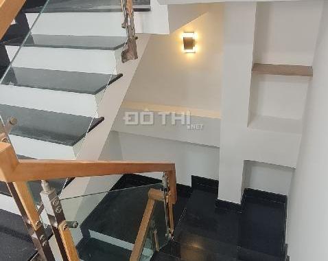 Bán nhà 4 tầng nội thất đẹp tại Lạc Long Quân Quận 11, đường xe hơi giá 9.6 Tỷ