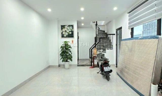 CÓ 102. BÁN NHÀ NGỌC LÂM  LONG BIÊN, 7 TẦNG, GA RA, KINH DOANH, GIÁ MỀM