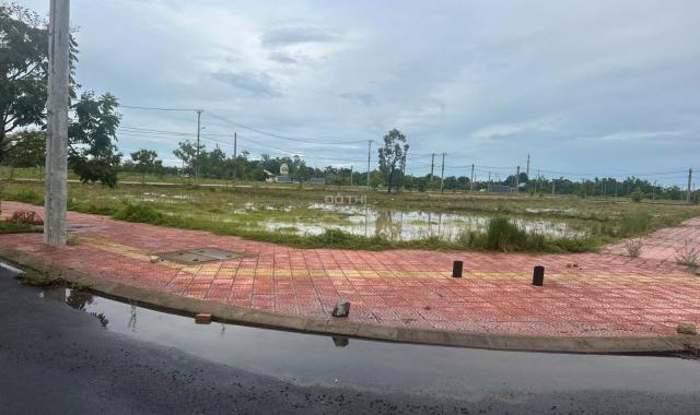 Bán đất nền liền kề, sổ riêng từng lô, vị trí vàng, diện tích 126m2 giá 2140000000 Tỷ