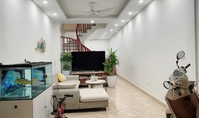 SIÊU PHẨM PHAN TRỌNG TUỆ – 45M² – 4 TẦNG – MẶT TIỀN 3.5M – Ô TÔ ĐỖ CỬA – CHỐT NHANH 6.8 T