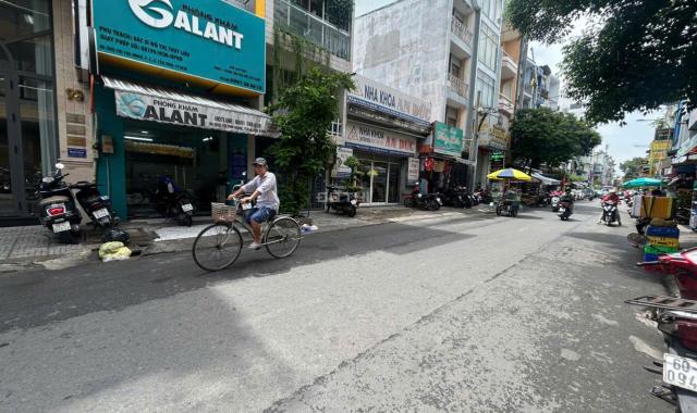 Cho thuê tòa nhà văn phòng tại Ngô Thị Thu Minh, diện tích 180m2