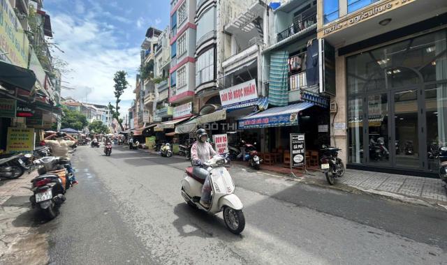 Cho thuê tòa nhà văn phòng tại Ngô Thị Thu Minh, diện tích 180m2