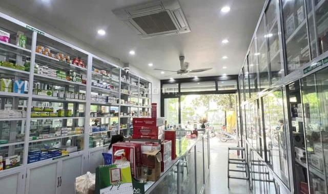 Bán nhà mặt phố Mai Dịch Cầu Giấy đối diện chợ Đồng Xa kinh doanh đỉnh