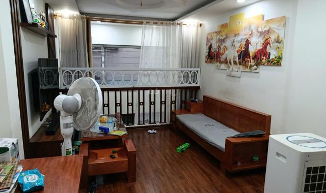 Bán nhà 35m2 5 tầng Mỹ Đình cạnh UBND phường Mỹ Đình đang ở rất có lộc