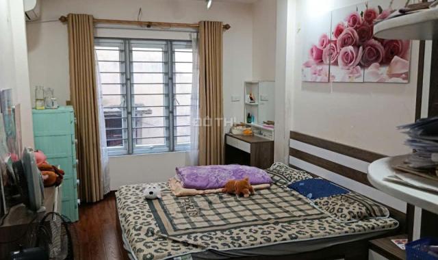 Bán nhà 35m2 5 tầng Mỹ Đình cạnh UBND phường Mỹ Đình đang ở rất có lộc