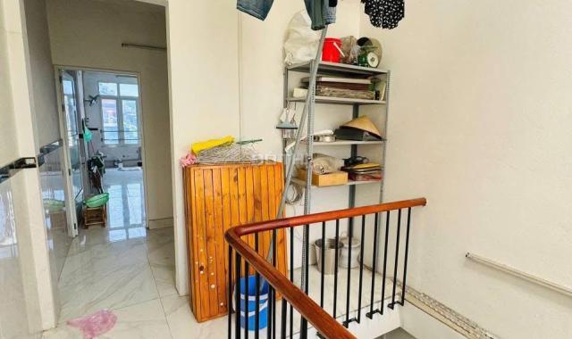 Bán nhà mặt phố Vĩnh Hồ, 14,3 tỷ, 40m2, giá cực chất, Chính chủ