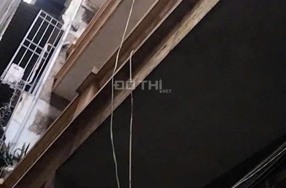 Cần bán nhanh nhà chính chủ phố Sơn Tây, MT 5,5m, 25/28m2, 3 tầng 1 tum, gần Lăng Bác.