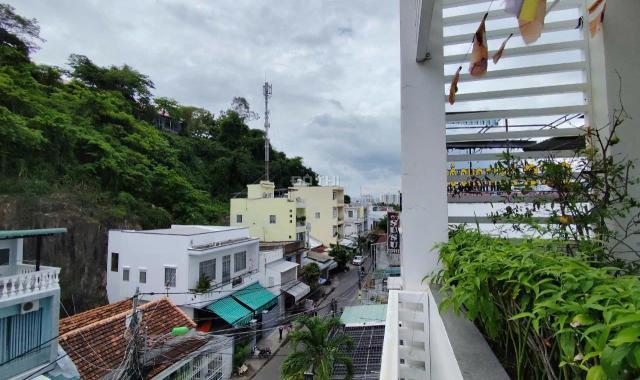Bán nhà mặt tiền 4 tầng ở và kinh doanh đường Phương Sài, TP Nha Trang DT 88m2(ngang 4)