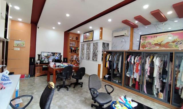 Bán nhà mặt tiền 4 tầng ở và kinh doanh đường Phương Sài, TP Nha Trang DT 88m2(ngang 4)