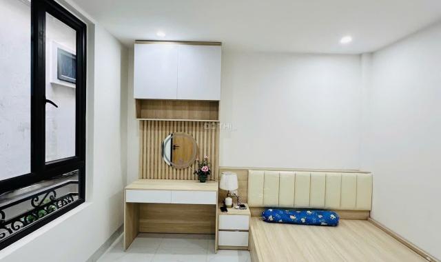 Nhà Đẹp Cầu Giấy -30m2-5 tầng -Mt 6.5 m-30ra ô tô-nhỉnh 7 tỷ