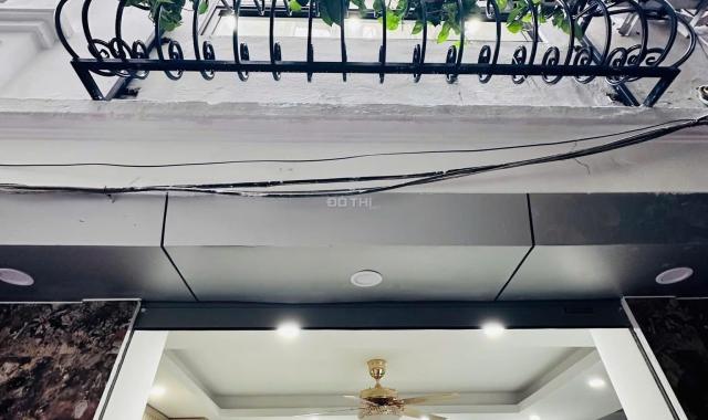 Nhà Đẹp Cầu Giấy -30m2-5 tầng -Mt 6.5 m-30ra ô tô-nhỉnh 7 tỷ