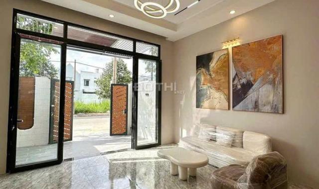 MUA NHÀ TẶNG VÀNG THẦN TÀI 9999 .CHỈ 2tỷ5 SIÊU PHẨM NGAY KHU DÂN CƯ SẦM - CẦN ĐƯỚC - LONG AN