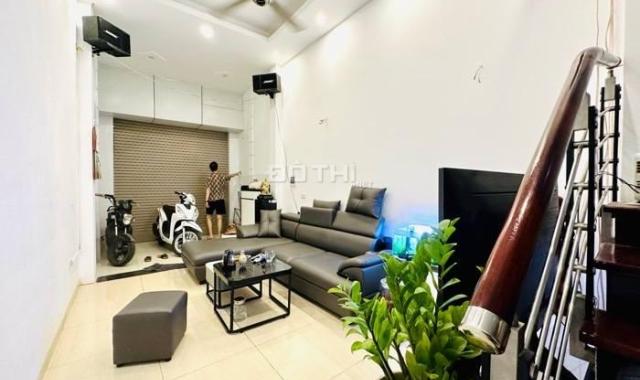 Thịnh Quang trung tâm Đống Đa - vài bước ra ô tô full nội thất hàng hiếm
