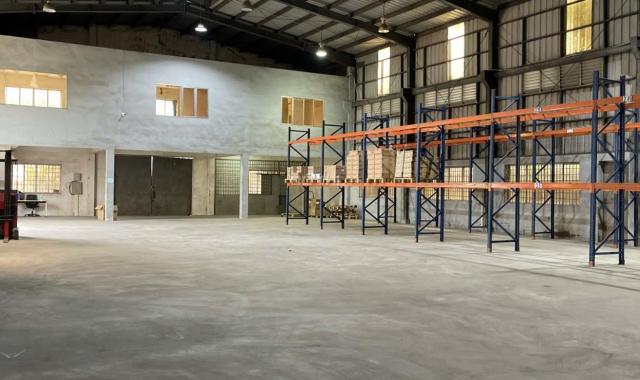 Cho thuê  600m2 kho , xưởng tại khu CN Đài Tư Long Biên , Hà Nội.