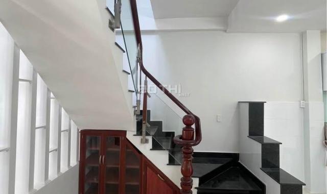 Bán nhà HXH GIÁ RẺ cách MT Huỳnh Tấn Phát Nhà Bè chỉ 30m – 85m² – giá chỉ 5.5 tỷ