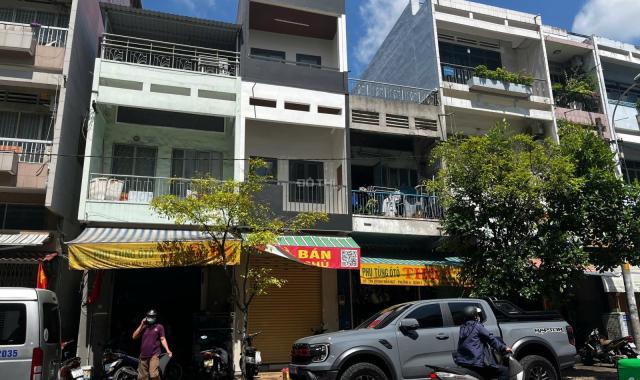 Bán Nhà Mặt Tiền Đường Huỳnh Mẫn Đạt, Phường 8, Quận 5, TP HCM