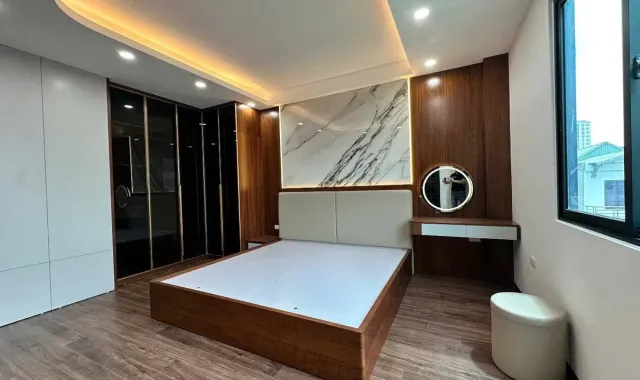 BÁN NHÀ PHÂN LÔ NGUYỄN NGỌC NẠI 80M MẶT TIỀN RỘNG NGÕ Ô TÔ TRÁNH NHÀ ĐẸP Ở NGAY AN NINH ĐỈNH