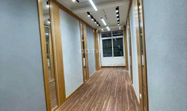 Bán nhà MẶT PHỐ LÁNG – Kinh doanh đỉnh, 33m2 3 tầng giá chỉ 10 TỶ, sổ đỏ chính chủ!