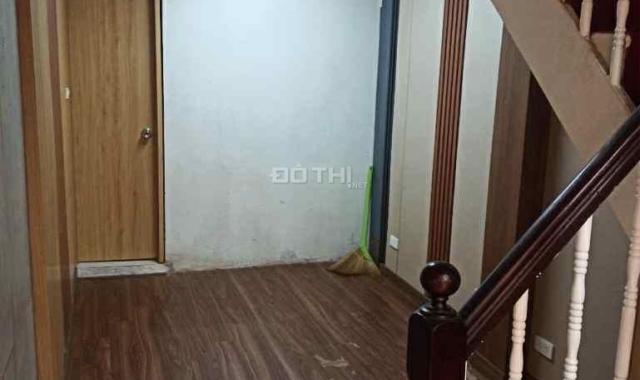 Bán nhà MẶT PHỐ LÁNG – Kinh doanh đỉnh, 33m2 3 tầng giá chỉ 10 TỶ, sổ đỏ chính chủ!
