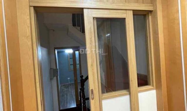 Bán nhà MẶT PHỐ LÁNG – Kinh doanh đỉnh, 33m2 3 tầng giá chỉ 10 TỶ, sổ đỏ chính chủ!
