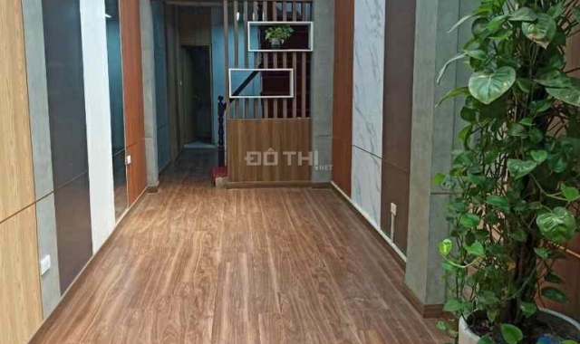 Bán nhà MẶT PHỐ LÁNG – Kinh doanh đỉnh, 33m2 3 tầng giá chỉ 10 TỶ, sổ đỏ chính chủ!