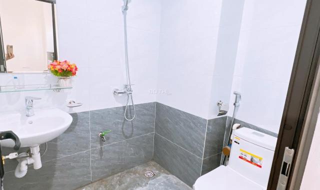 Studio 40m² full nội thất, cửa sổ lớn – Lạc Long Quân, Tây Hồ, 5tr