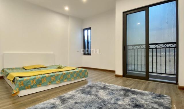 🚗 Căn hộ CCMN rộng 40m², có thang máy, tủ lạnh, sofa, ngõ ô tô tránh