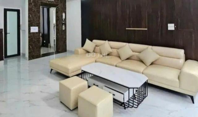 AI NHANH HƠN. NHÀ HÀNG XÓM VINHOMS RIVERSIDE, LÔ GÓC, Ô TÔ TRÁNH, GA RA Ô TÔ, THANG MÁY, GIÁ HỜI
