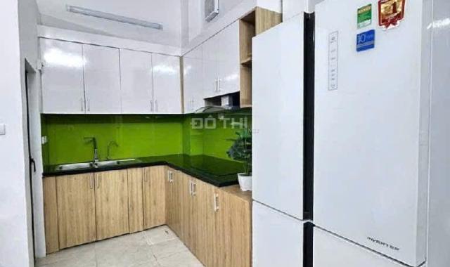 Bán nhà riêng tại Đường Cầu Giấy, Phường Dịch Vọng, Cầu Giấy, Hà Nội diện tích 25m2 giá 8.8 Tỷ